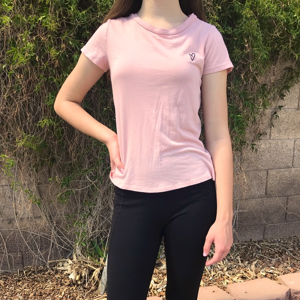 Women’s Pink Heart T-Shirt ~ Size XS